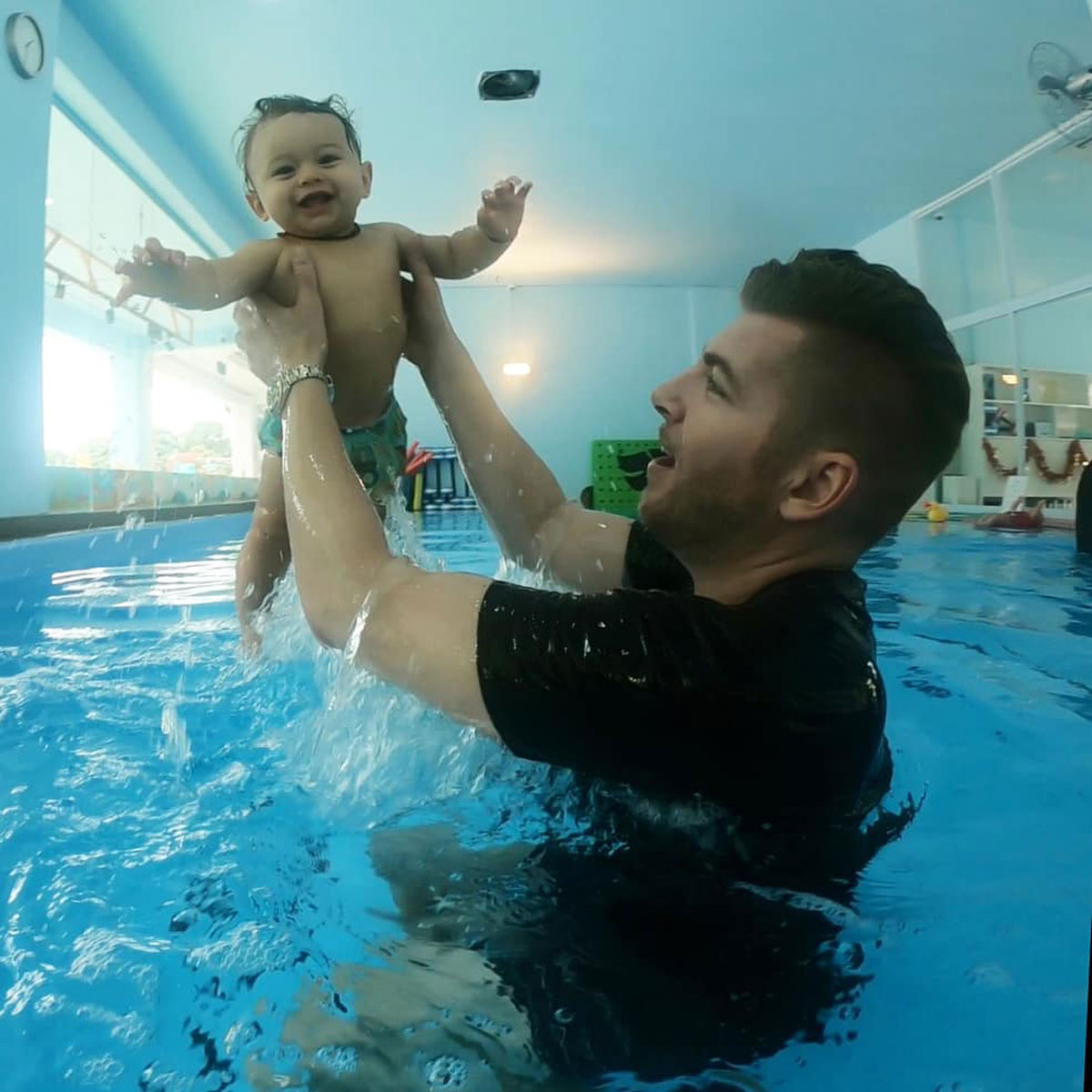 Little Splashes Aquatics - Infant Swimming Lesson